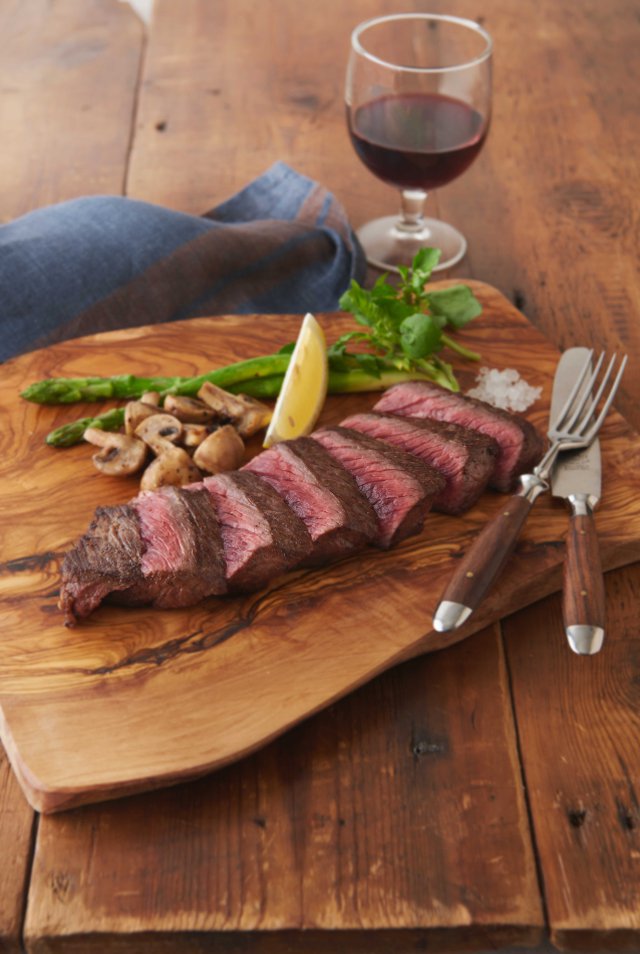 ヨーグルトでやわらか、赤身肉ステーキ