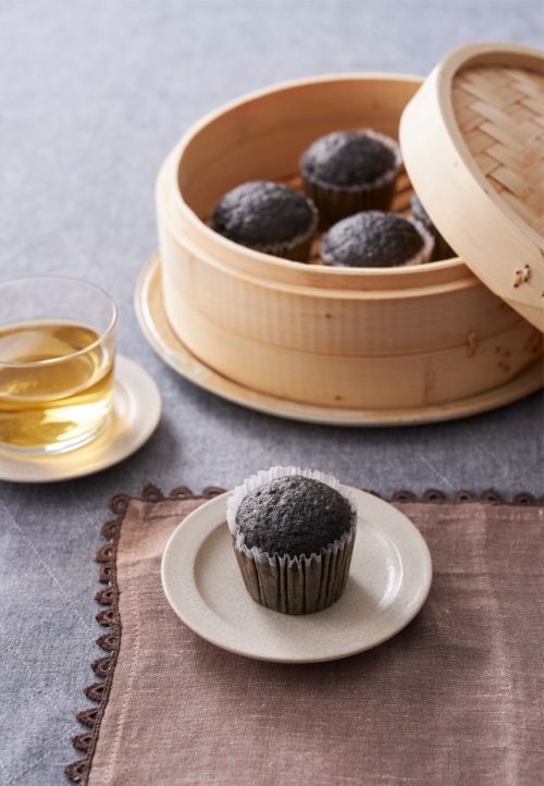 黒ごまのマーラーカオ