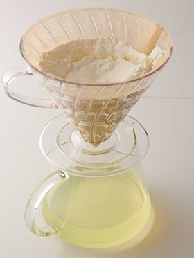 水切りヨーグルトで、なめらか＆ヘルシーに仕上がる