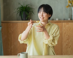 「リセット朝ごはん」を食べている画像