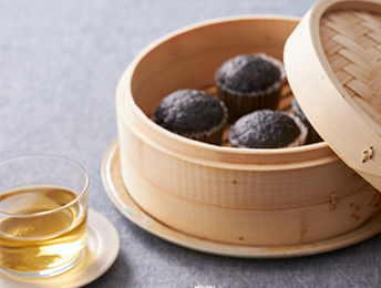 黒ごまのマーラーカオ