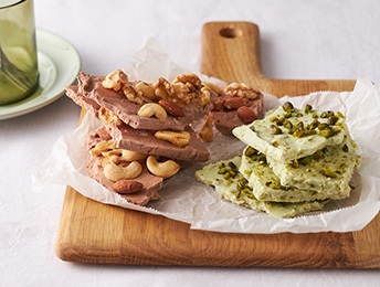 チョコレート＆アボカドのヨーグルトバーク