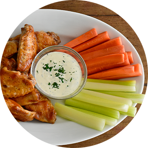 チキンウイングのランチドレッシング添え